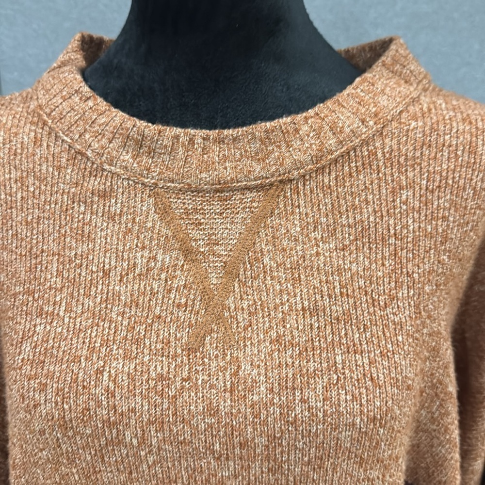 Sweater - Picture 2 of 6